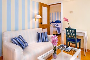 Minibar, in-room safe, desk, soundproofing