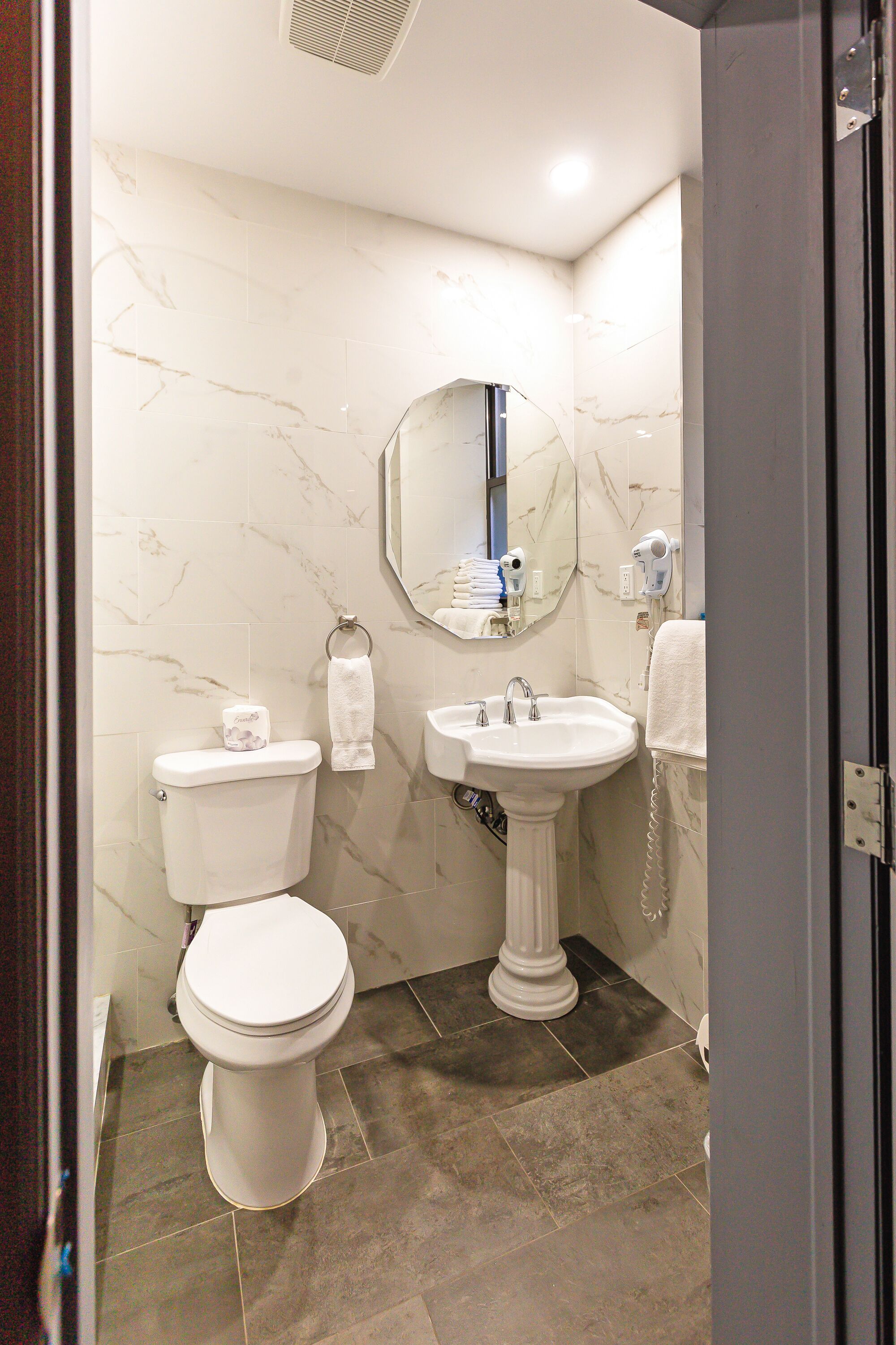 Foto - Hotel St. James