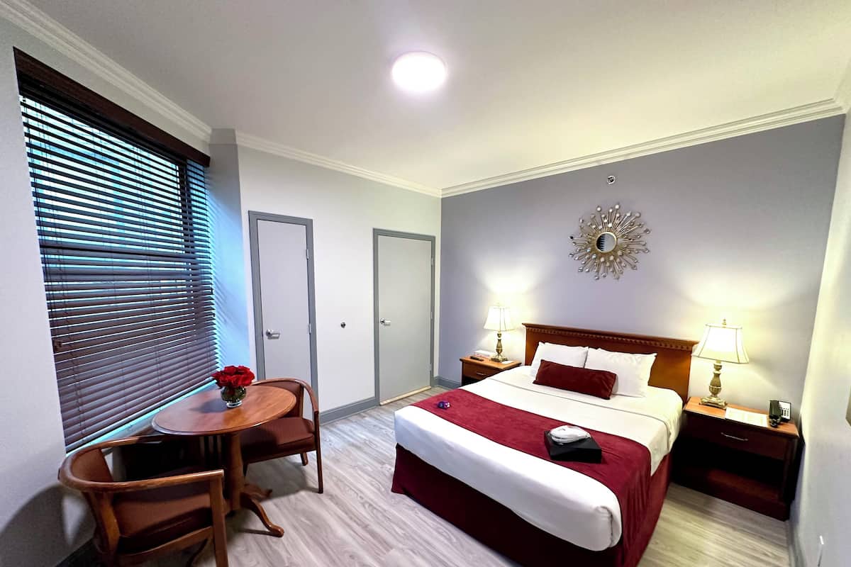 One Queen Bed, Accessible | In-room safe, iron/ironing board, rollaway beds (surcharge), WiFi (free)