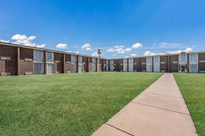 Bricktown Hotel & Extended Stay