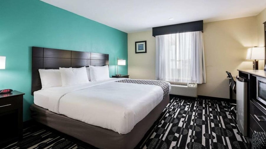 Bricktown Hotel & Extended Stay