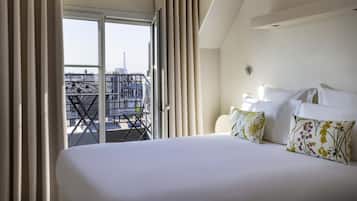 Chambre Luxe avec terrasse et Vue Tour Eiffel | Literie de qualité supérieure, coffres-forts dans les chambres