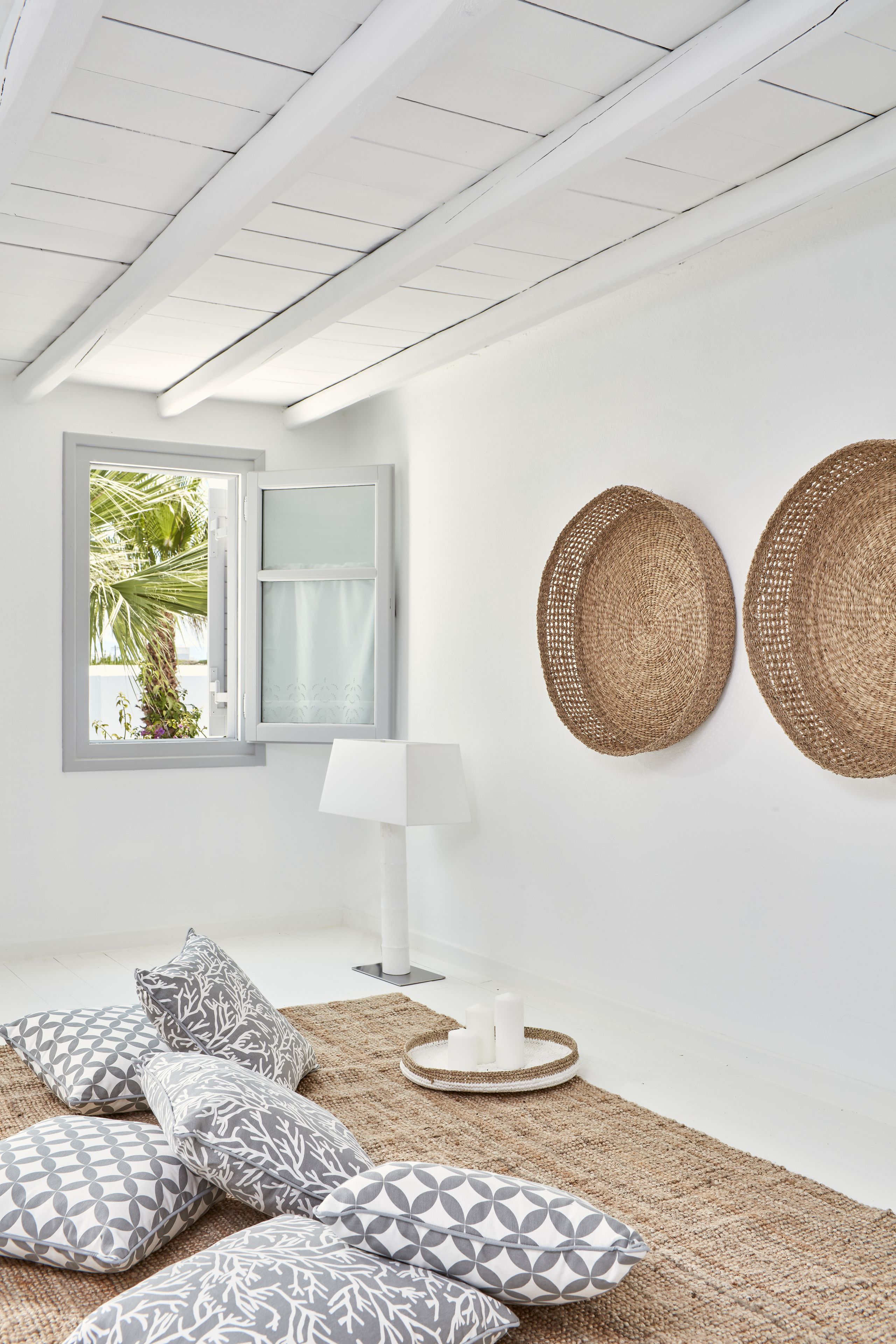 Photo - Mr and Mrs White Paros