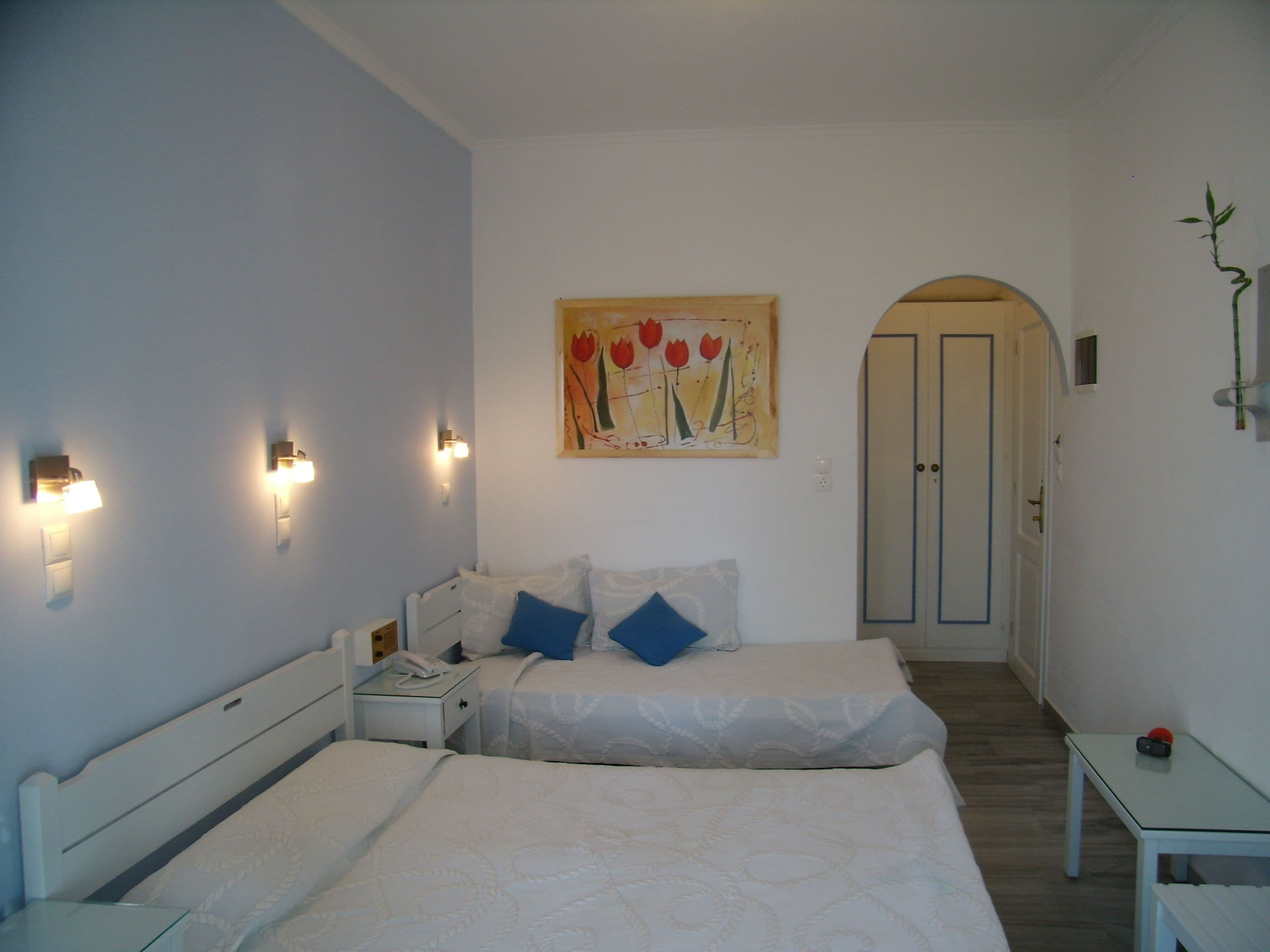 minibar, in-room safe, desk, soundproofing