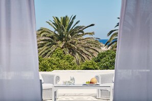 Yria Residence | Beach/ocean view - Yria Boutique Hotel & Spa (Paros)