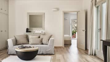 Experience Suite | Ropa de cama de alta calidad, minibar, caja fuerte y cortinas opacas