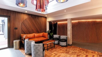 2 restaurants servant le petit déjeuner