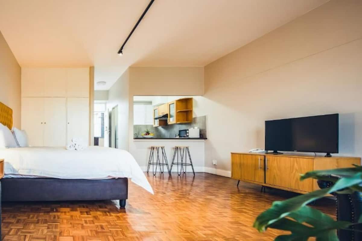 Economy Apartment | Premium bedding, memory-foam beds, in-room safe, desk