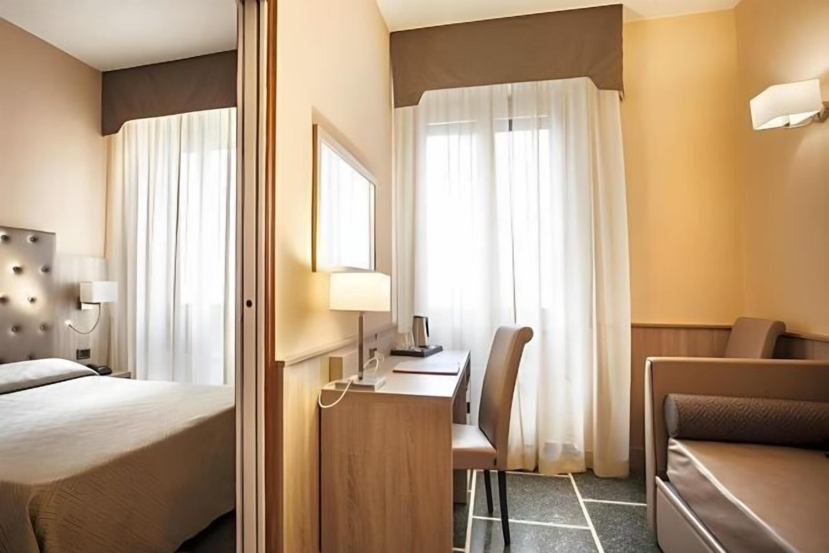 Duntäcken, minibar, mörkläggningsgardiner och gratis wi-fi