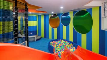 Children’s play area – indoor