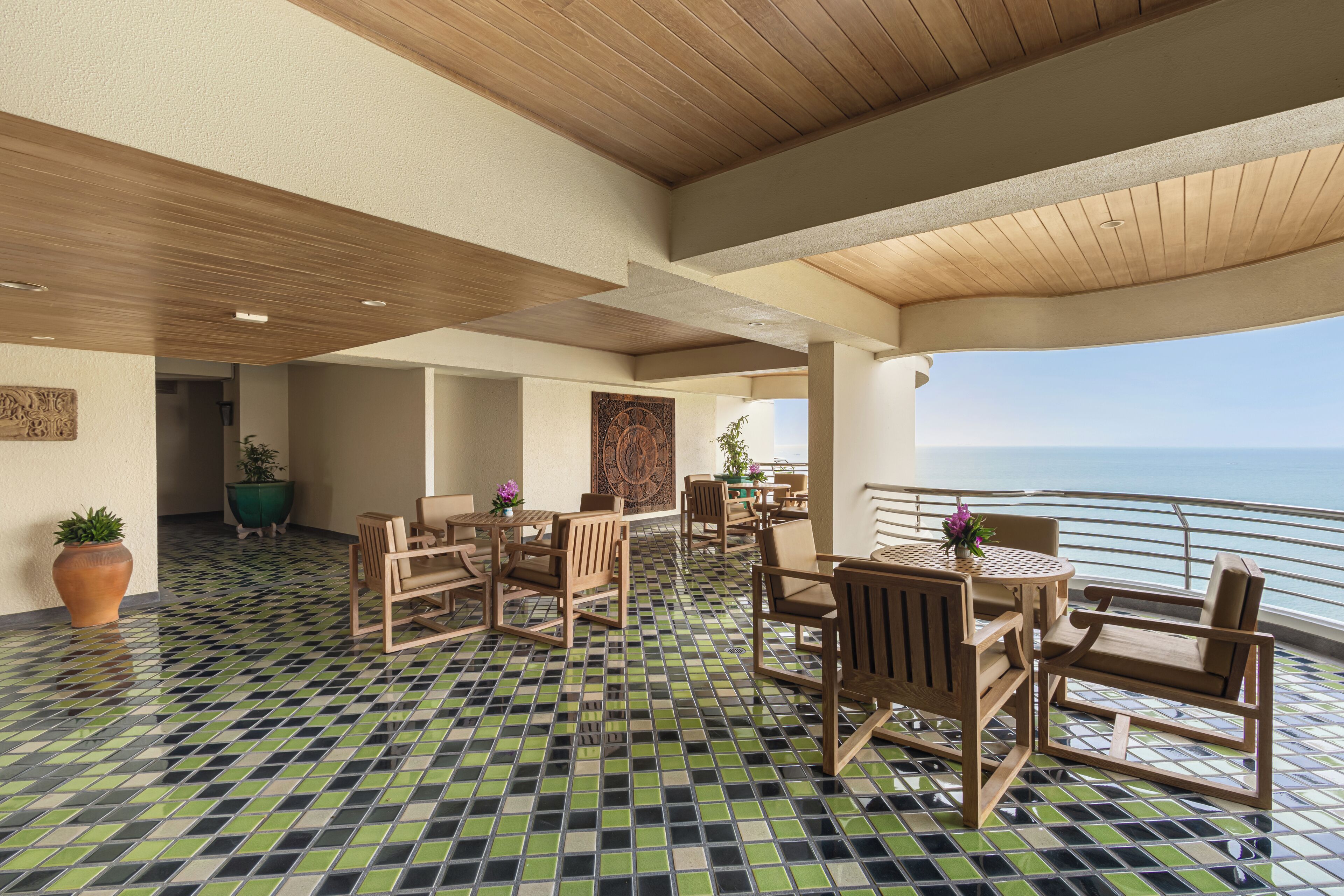 couples treatment room(s), sauna, steam room, body treatments