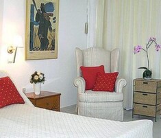 Desk, iron/ironing board, rollaway beds, WiFi