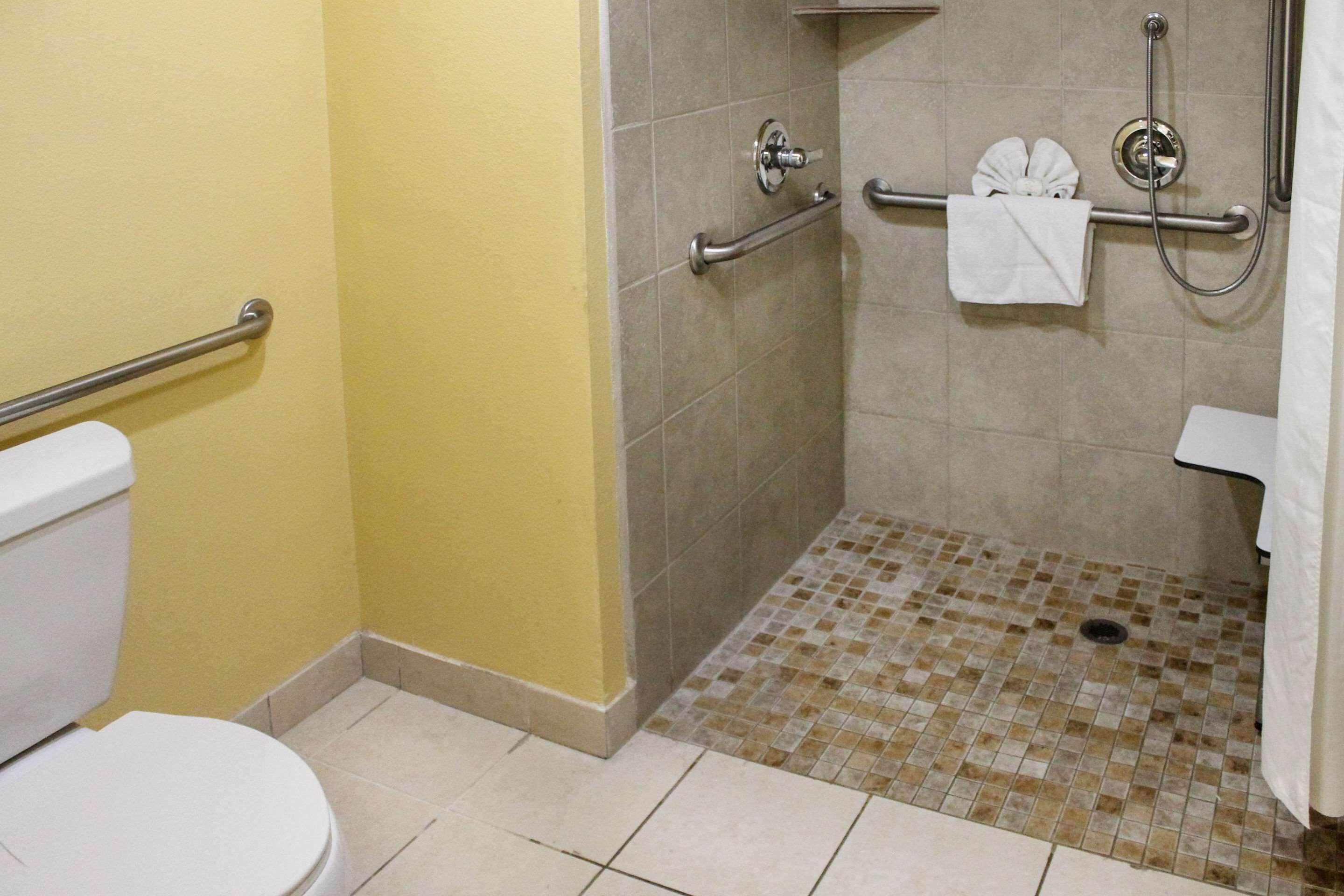 room, multiple beds, accessible, non smoking | bathroom | combined shower/bathtub, deep-soaking bathtub, free toiletries