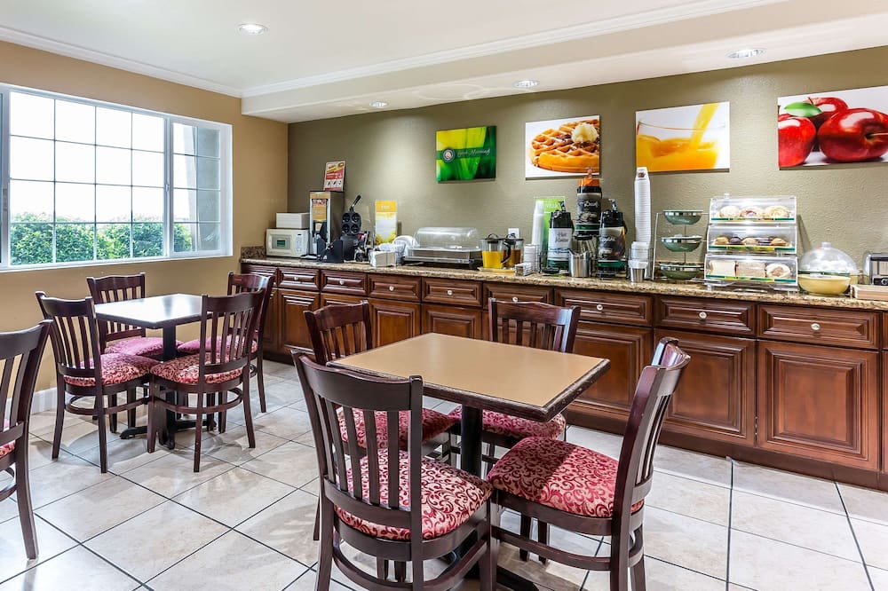 Quality Inn near Hearst Castle