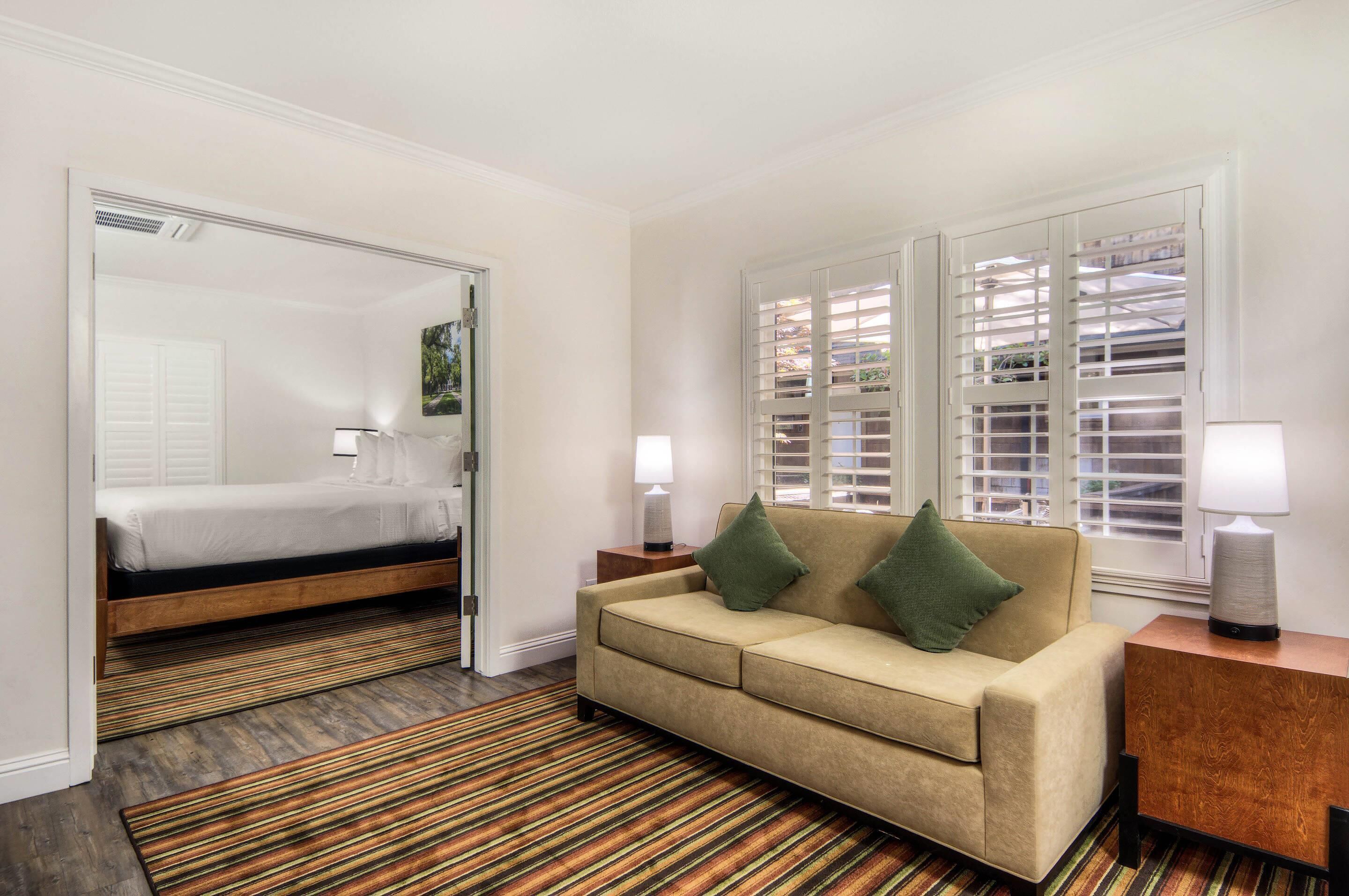 suite, 1 king bed with sofa bed, non smoking (efficiency, cottage) | 1 bedroom, pillow-top beds, desk, laptop workspace