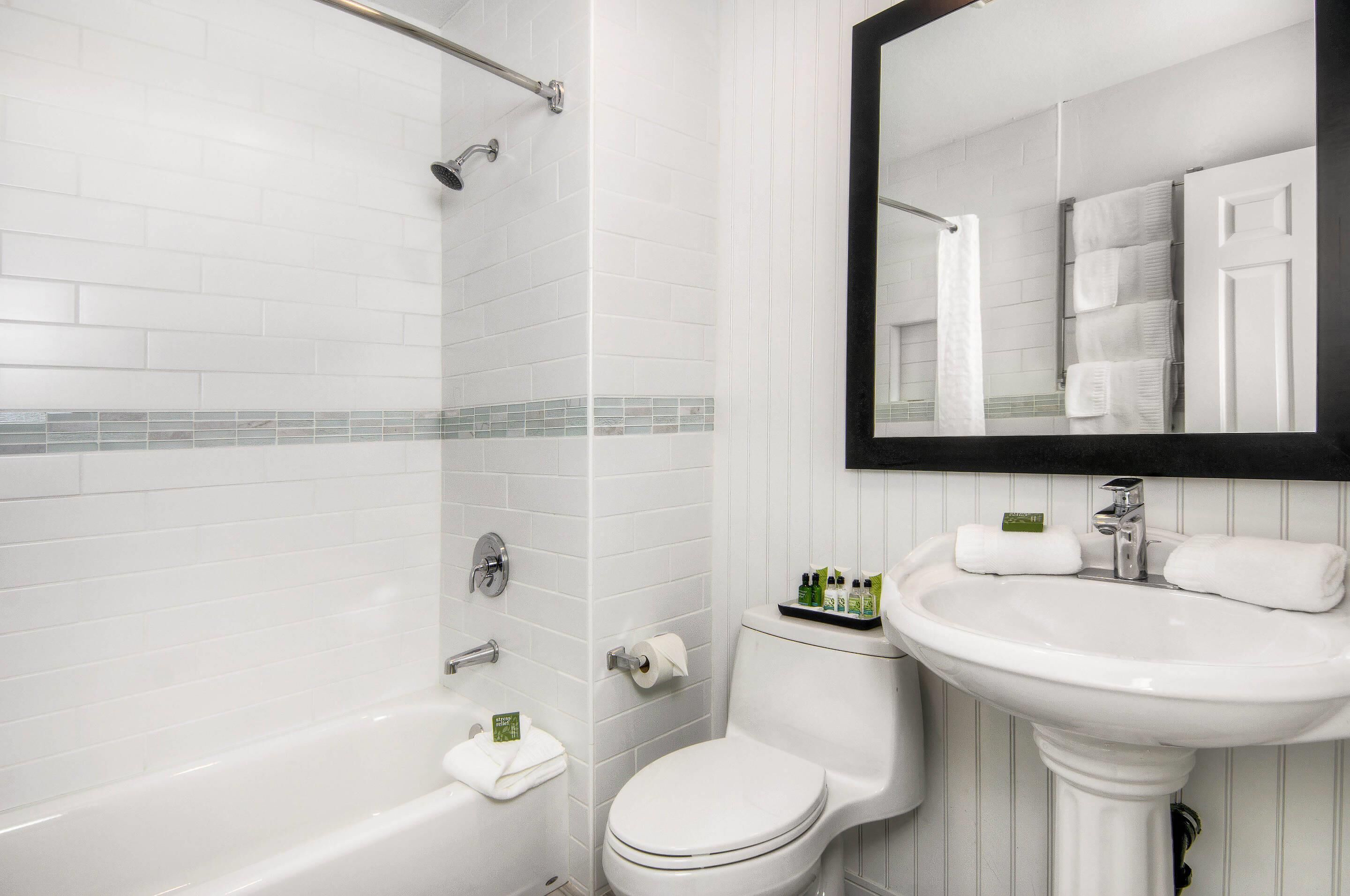 suite, 1 king bed with sofa bed, non smoking (efficiency, cottage) | 1 bedroom, pillow-top beds, desk, laptop workspace