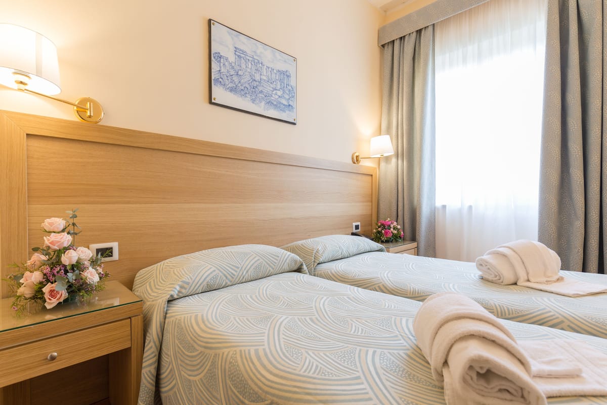 Minibar, in-room safe, desk, soundproofing