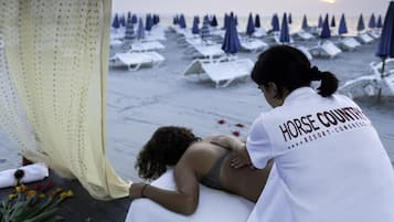 Sauna, bain Ă remous, hammam, hammam, soins corporels, bains de boue
