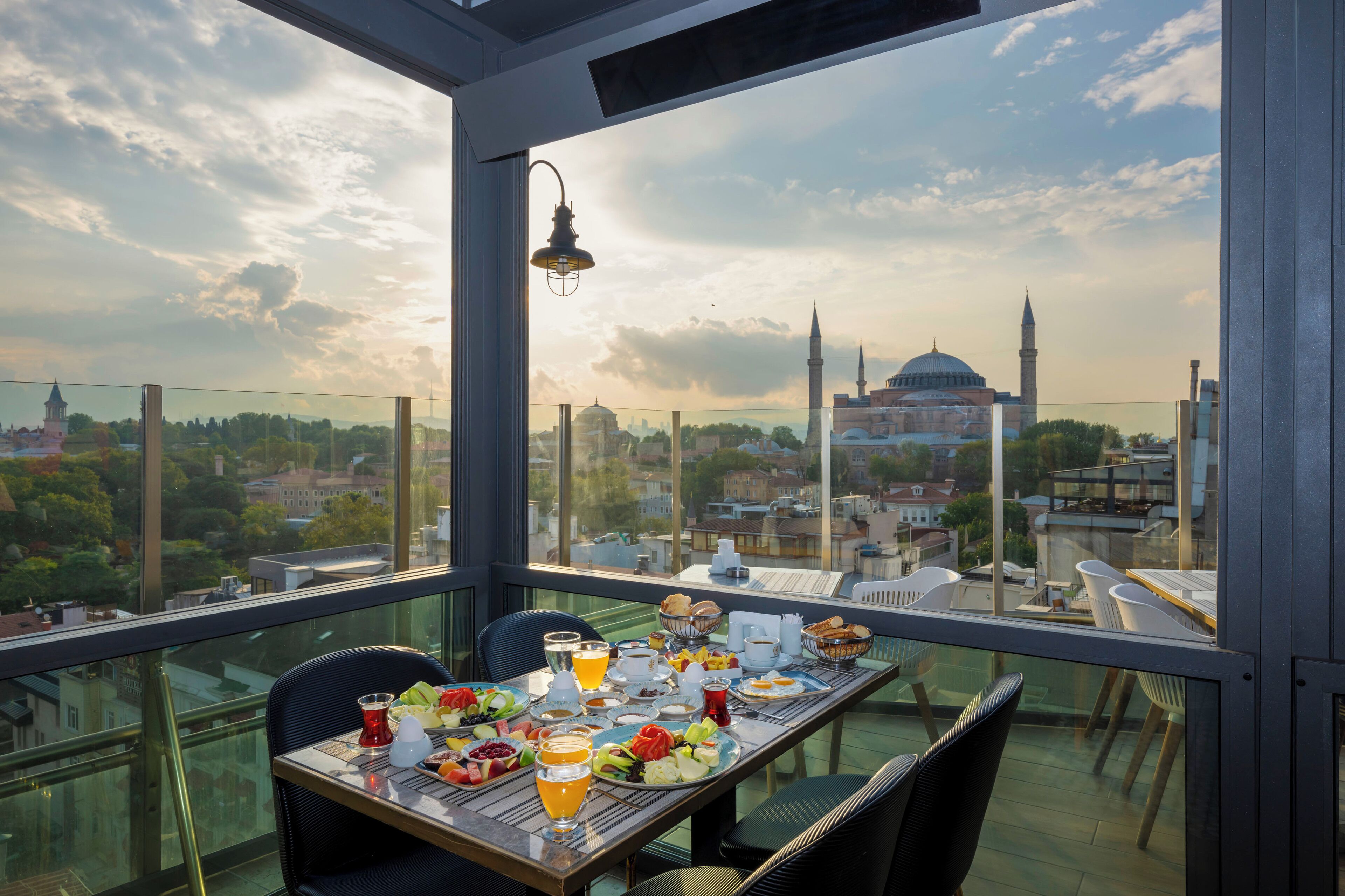 매일 뷔페 무료 아침 식사 포함