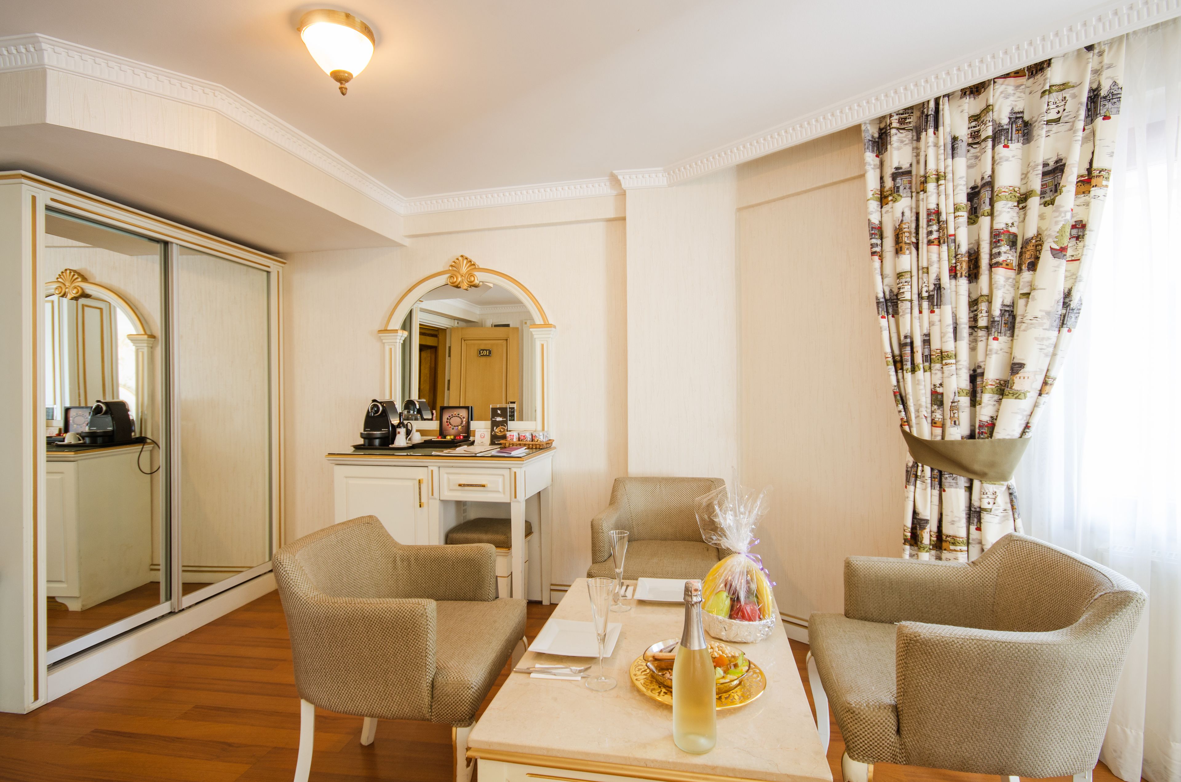 Photo - Arden City Hotel - Special Class