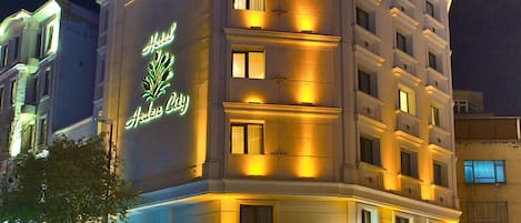 Front of property - evening/night