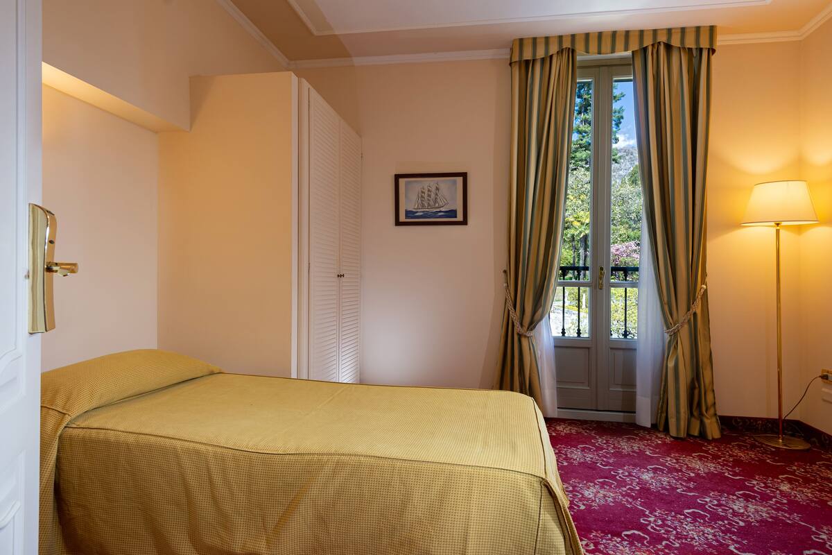 Standard Single Room | Minibar, desk, laptop workspace, soundproofing