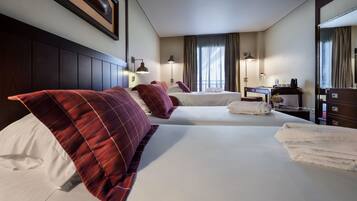 Classic Plus Double or Twin Room | 1 bedroom, minibar, in-room safe, desk