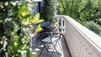 Signature Room (Privilege) | Terrace/patio
