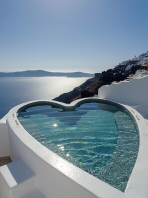 Heart Plunge Pool Suite | View from room - Pegasus Spa Hotel (Santorini)
