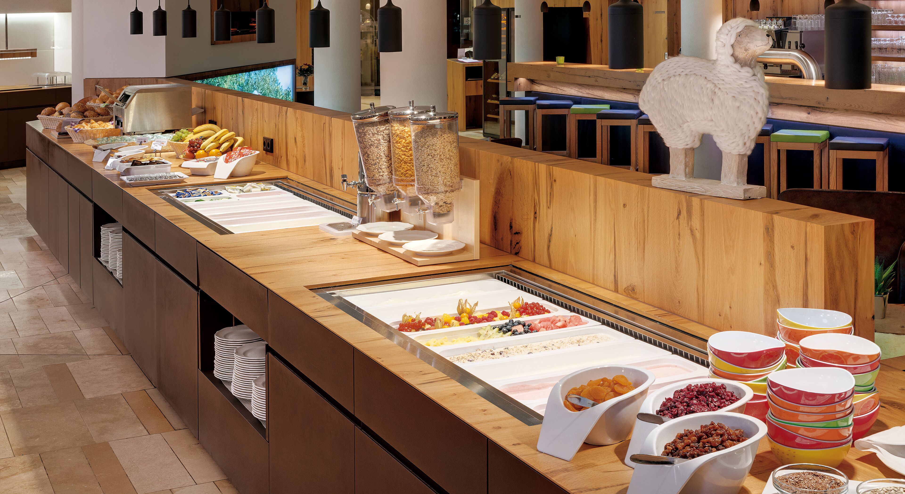 daily to-go breakfast (eur 15.50 per person)