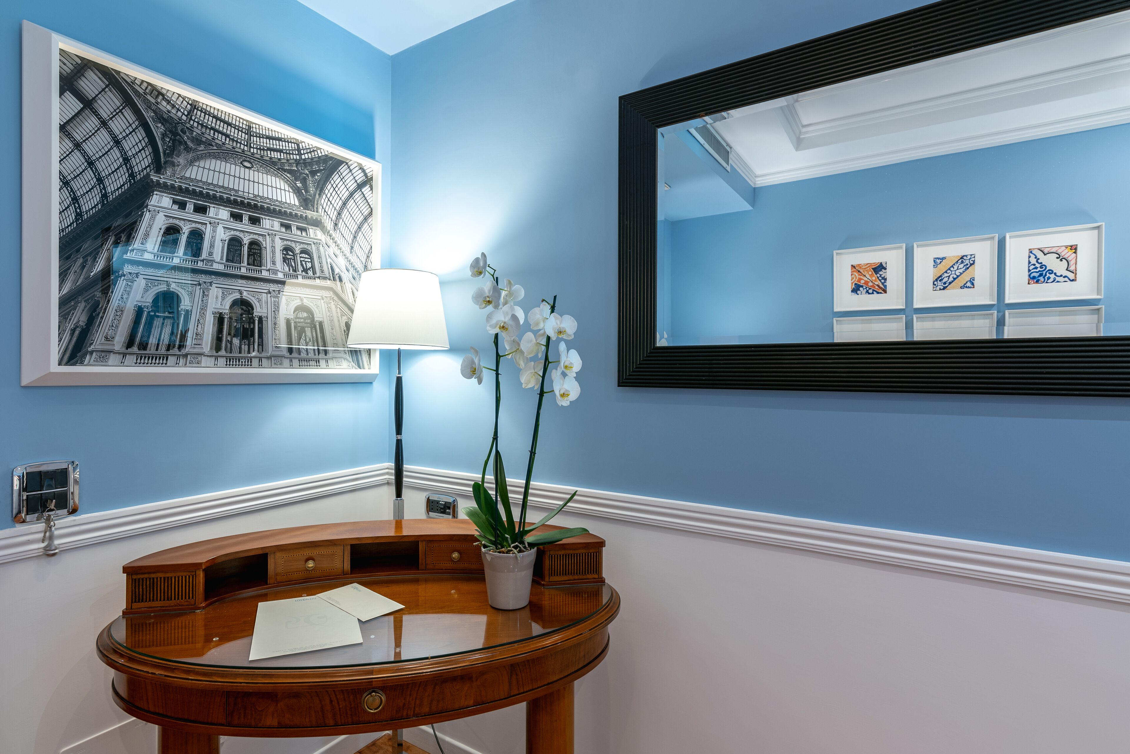 junior suite | hypo-allergenic bedding, minibar, in-room safe, desk