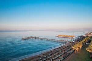 Private beach, sun loungers, beach umbrellas, beach towels