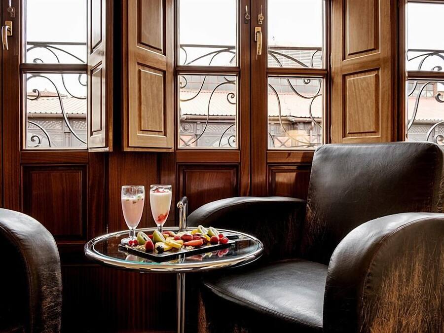 Superior Double Room | 1 bedroom, minibar, in-room safe, desk