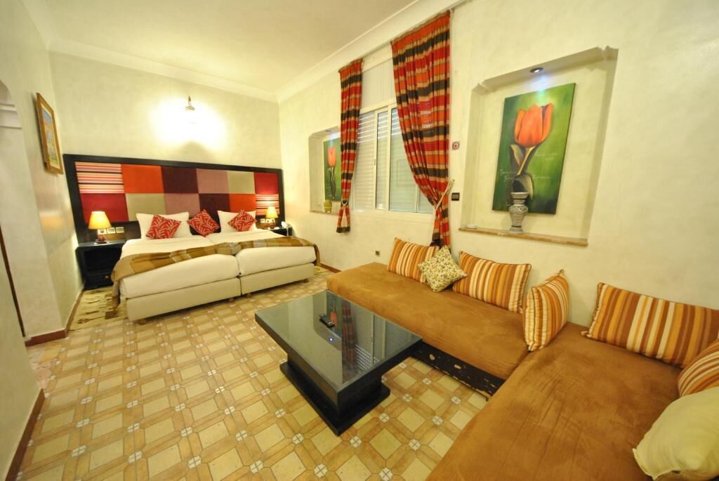 Caja de seguridad en la habitación y wifi gratis 