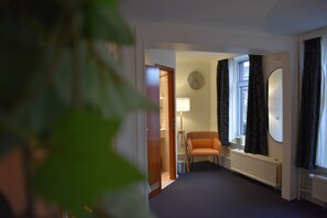 Superior Double or Twin Room | In-room safe, individually decorated, desk, blackout drapes