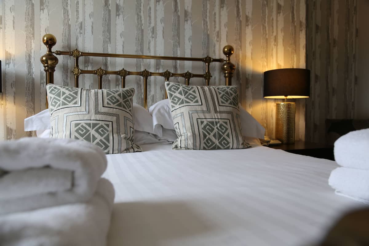 Chambre Double Deluxe | 1 chambre, literie de qualité supérieure, décoration personnalisée
