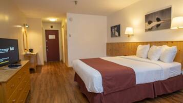 Phòng, 1 giường cỡ queen, không hút thuốc | Bàn, bàn ủi/dụng cụ ủi quần áo, truy cập Internet không dây miễn phí