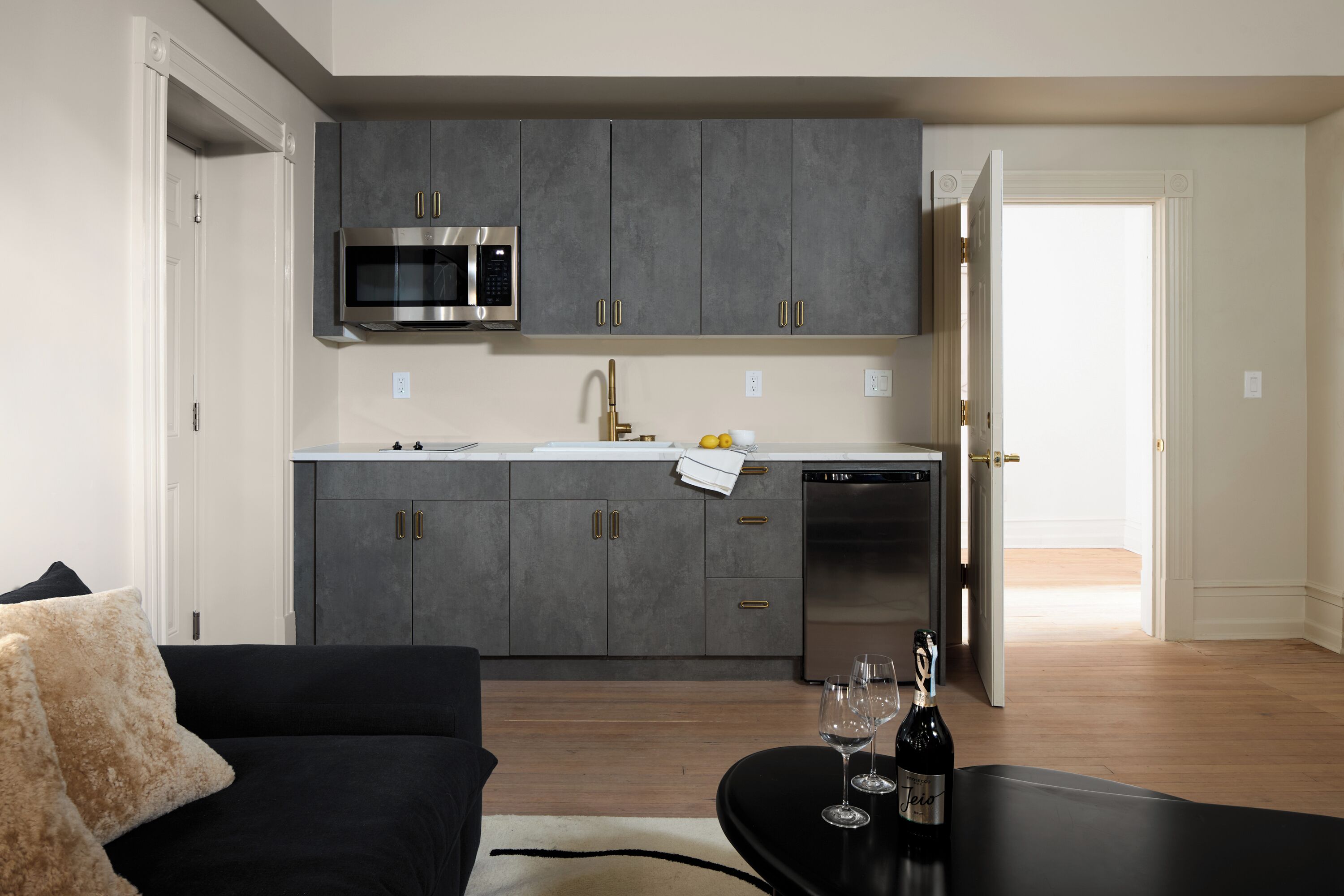 50-inch flat-screen tv with cable channels, tv