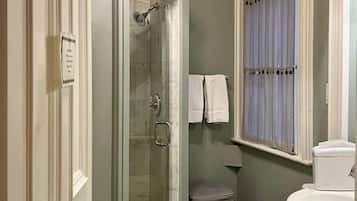 Habitación individual estándar, baño compartido | Baño