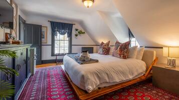 Deluxe Room (Above Board) | Premium bedding, down comforters, memory foam beds, iron/ironing board