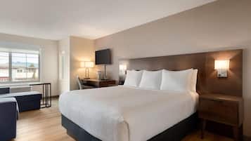 Habitación Deluxe, 1 cama King size, para no fumadores, vista a la montaña (Deluxe Executive Room) | Ropa de cama de alta calidad y camas con pillow-top