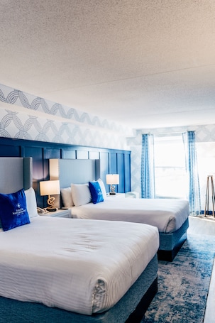 1 bedroom, premium bedding, in-room safe, laptop workspace