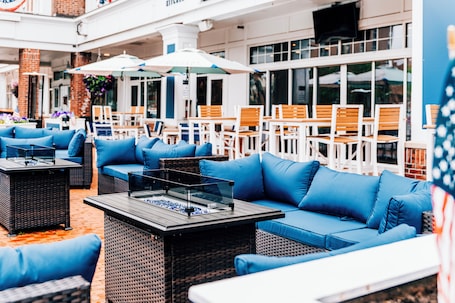 Exterior. Salem Waterfront Hotel & Suites