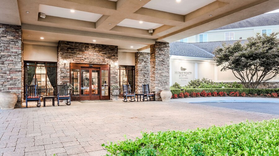 Homewood Suites Melville