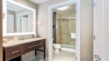 Ducha del cuarto de baño