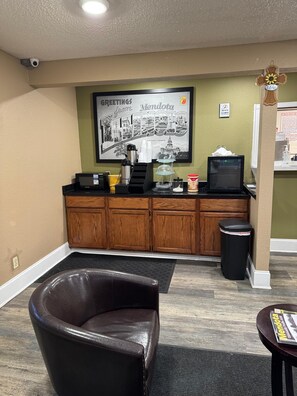 Free daily on-the-go breakfast