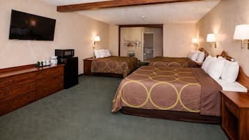 Studiosuite, flere senger, ikke-røyk | Senger med overmadrass, skrivebord og barnesenger (inkludert)