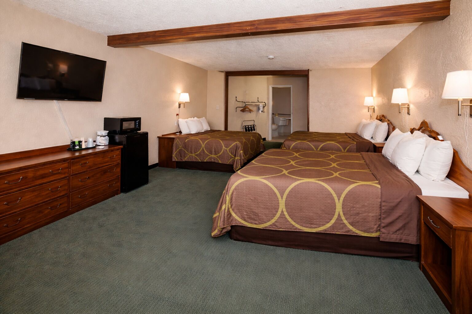 Pillow-top beds, desk, free cots/infant beds, free WiFi