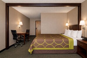 Pillow-top beds, desk, free cots/infant beds, free WiFi - Super 8 by Wyndham Gallup (Gallup)