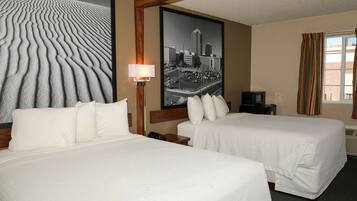 Pillowtop beds, desk, free cribs/infant beds, free WiFi